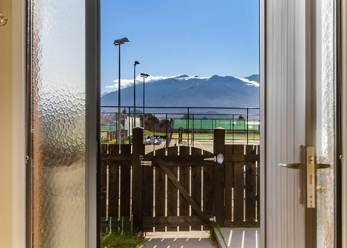 Panoramic Mountain Views Walk To & Town 3br Family Near Fields 別荘 ワナカ